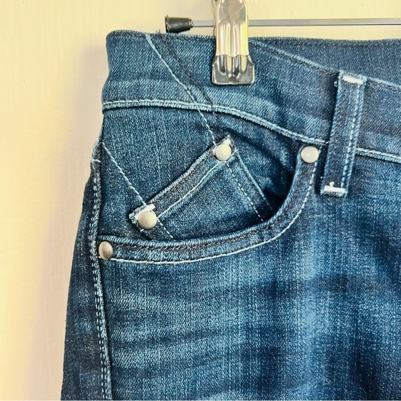 Rock & Republic Jeans Bootcut Dark Wash - Rare Sample - Tall Girl Friendly - Picture 11 of 14